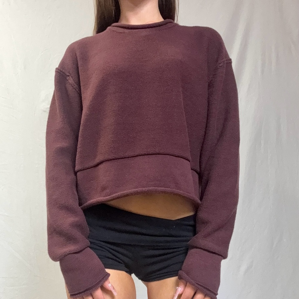 Women's Cropped Sweatshirt - Deep Plum
